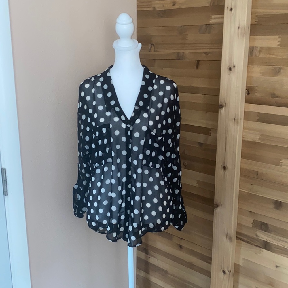 Women’s long sleeve top